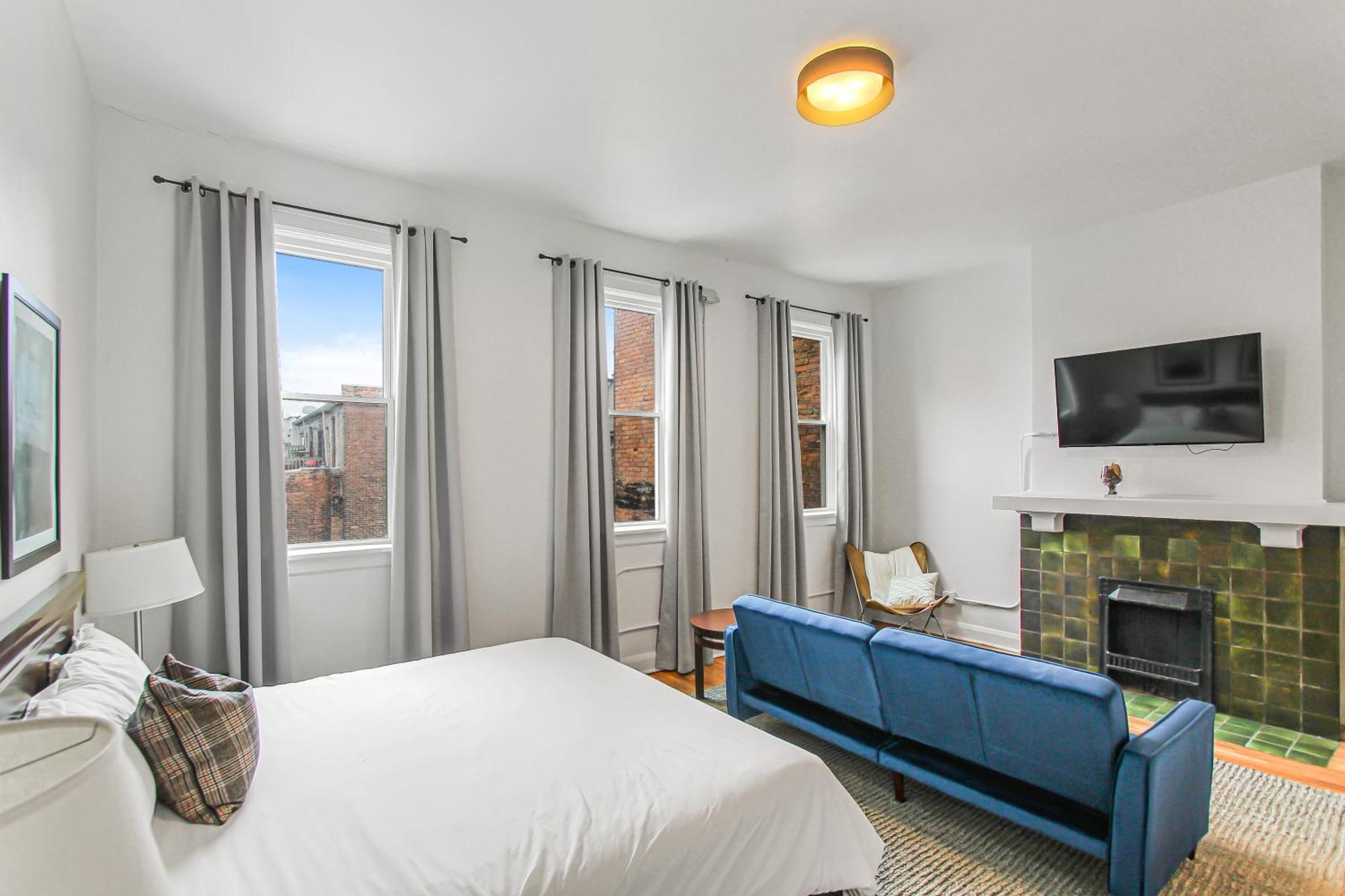 Library Square Suites Toledo Exterior foto