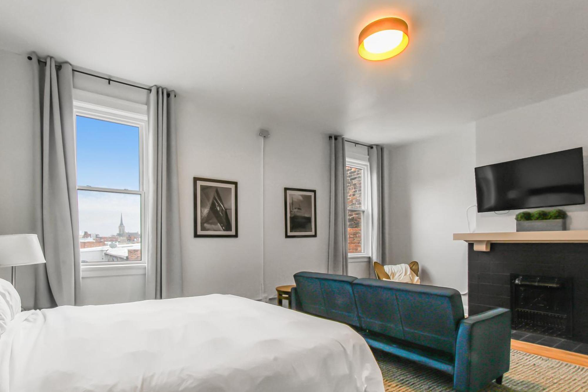Library Square Suites Toledo Exterior foto